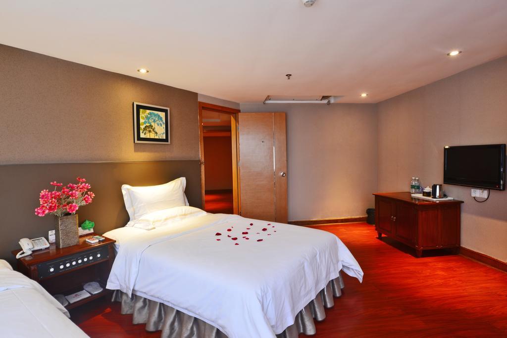Yingshang Hotel Gangding Longkou West Kanton Zewnętrze zdjęcie