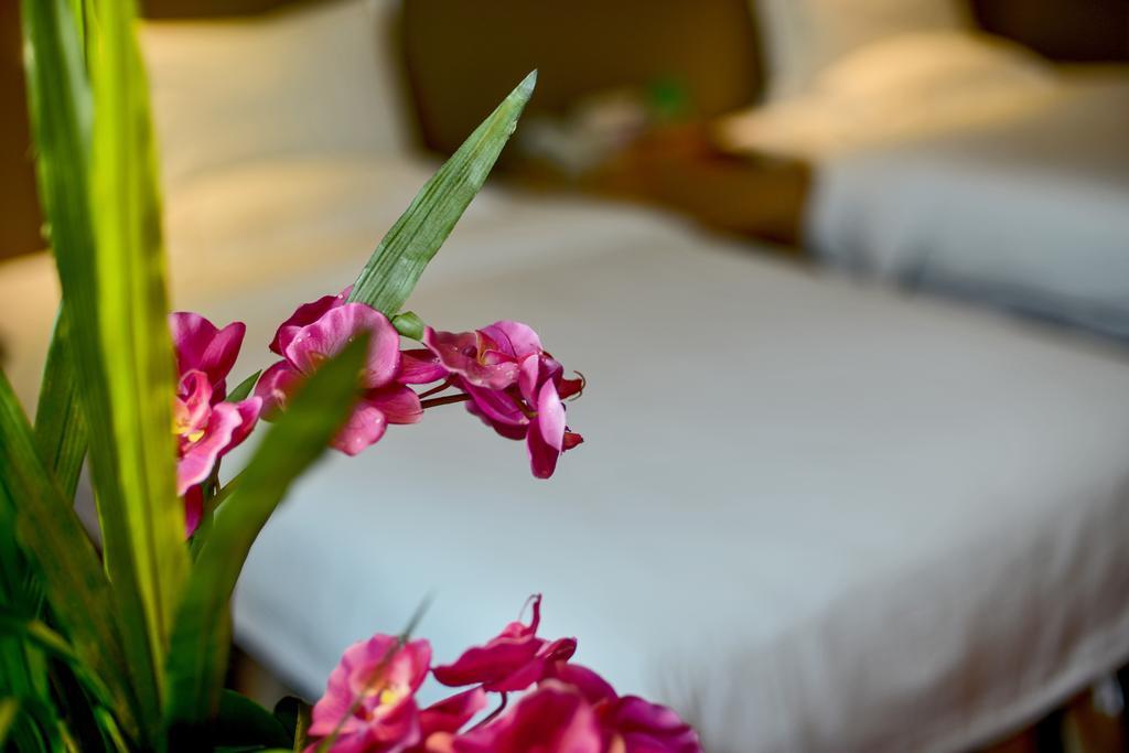 Yingshang Hotel Gangding Longkou West Kanton Zewnętrze zdjęcie