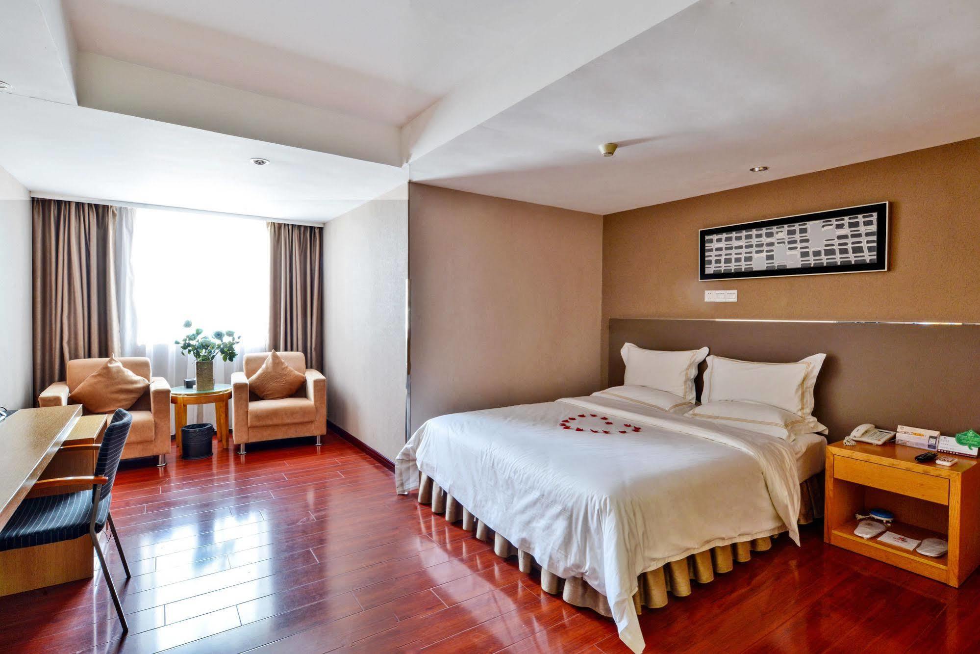 Yingshang Hotel Gangding Longkou West Kanton Zewnętrze zdjęcie