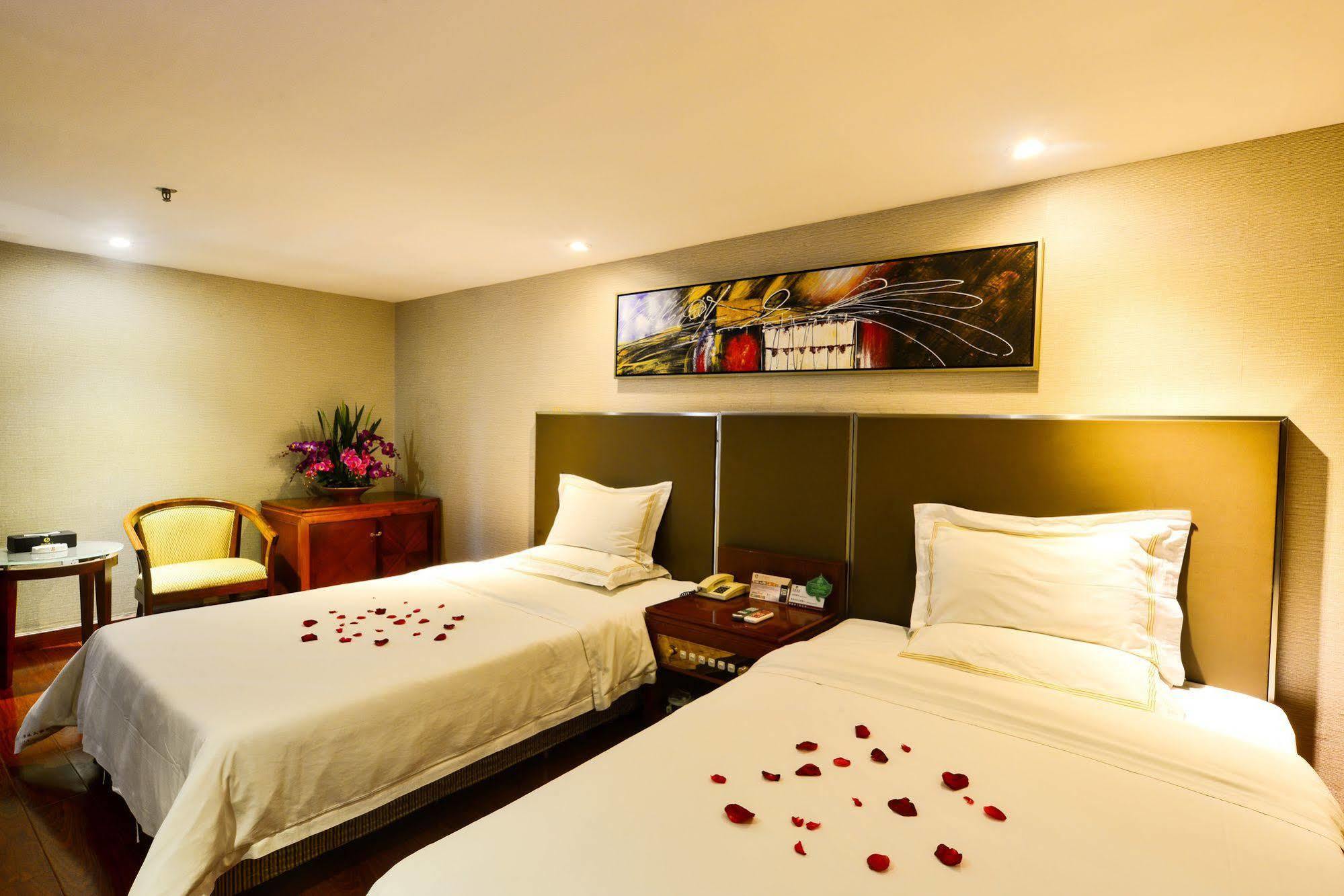 Yingshang Hotel Gangding Longkou West Kanton Zewnętrze zdjęcie
