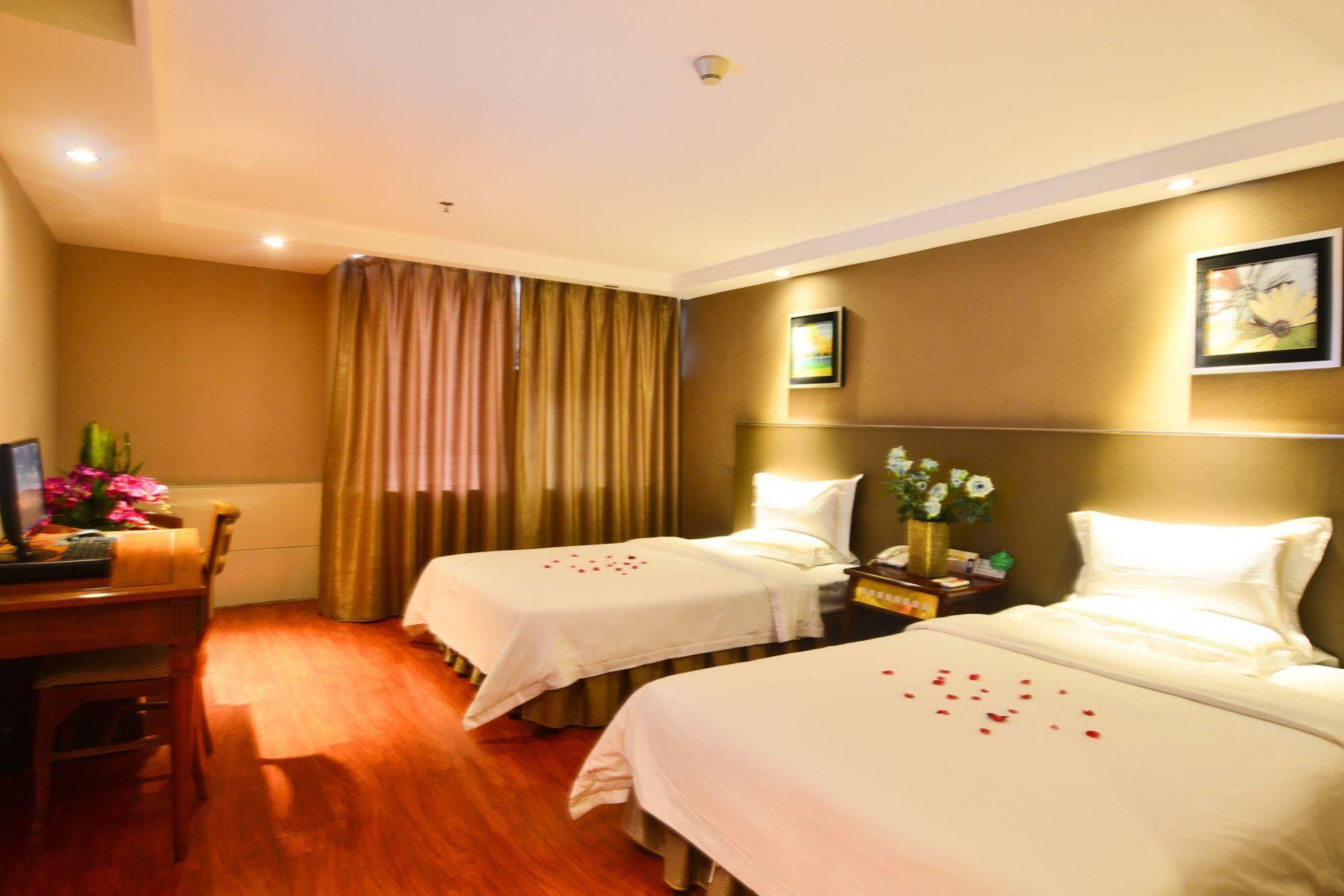 Yingshang Hotel Gangding Longkou West Kanton Zewnętrze zdjęcie